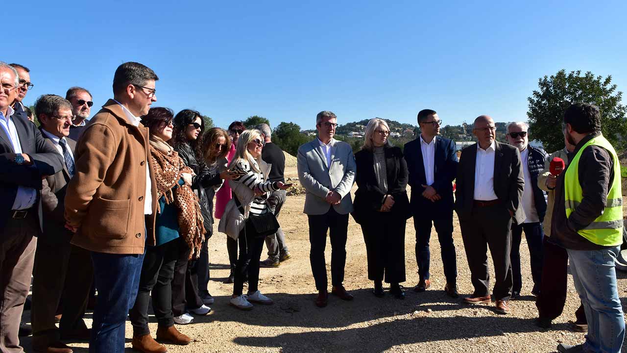 Vítor Aleixo fez um périplo pelas obras que se encontram em curso no concelho de Loulé, de forma a assinalar os 36 anos de elevação a cidade.