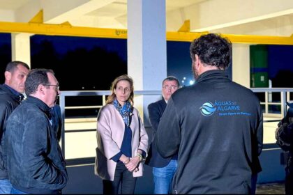 Os candidatos do Partido Socialista (PS) à Assembleia da República pelo Algarve visitaram a Estação de Tratamento de Águas Residuais (ETAR) de Vila Real de Santo António, que abastece dois campos de golfe.