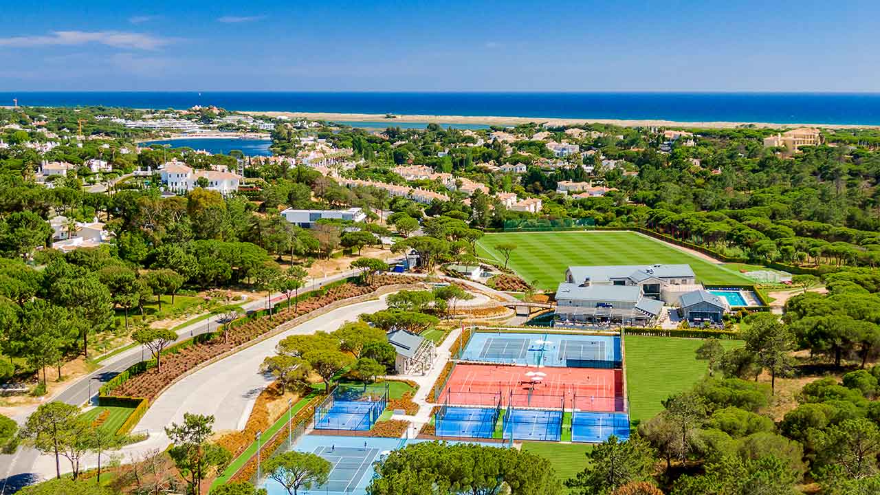 Colocação no mercado dos últimos terrenos virgens, um novo hotel de luxo e a expansão de Victory Village são algumas das novidades para a Quinta do Lago anunciadas pelo CEO do resort, Sean Moriarty. Legado de André Jordan fica intacto, garante.