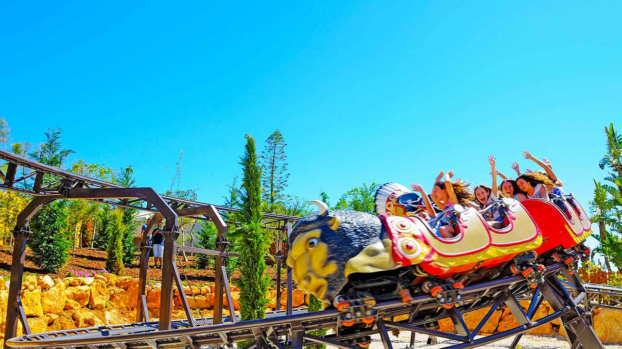 O Zoomarine, na Guia, Albufeira, reabre as portas a 7 março com novidades e surpresas para a nova temporada. O parque estará aberto até novembro.