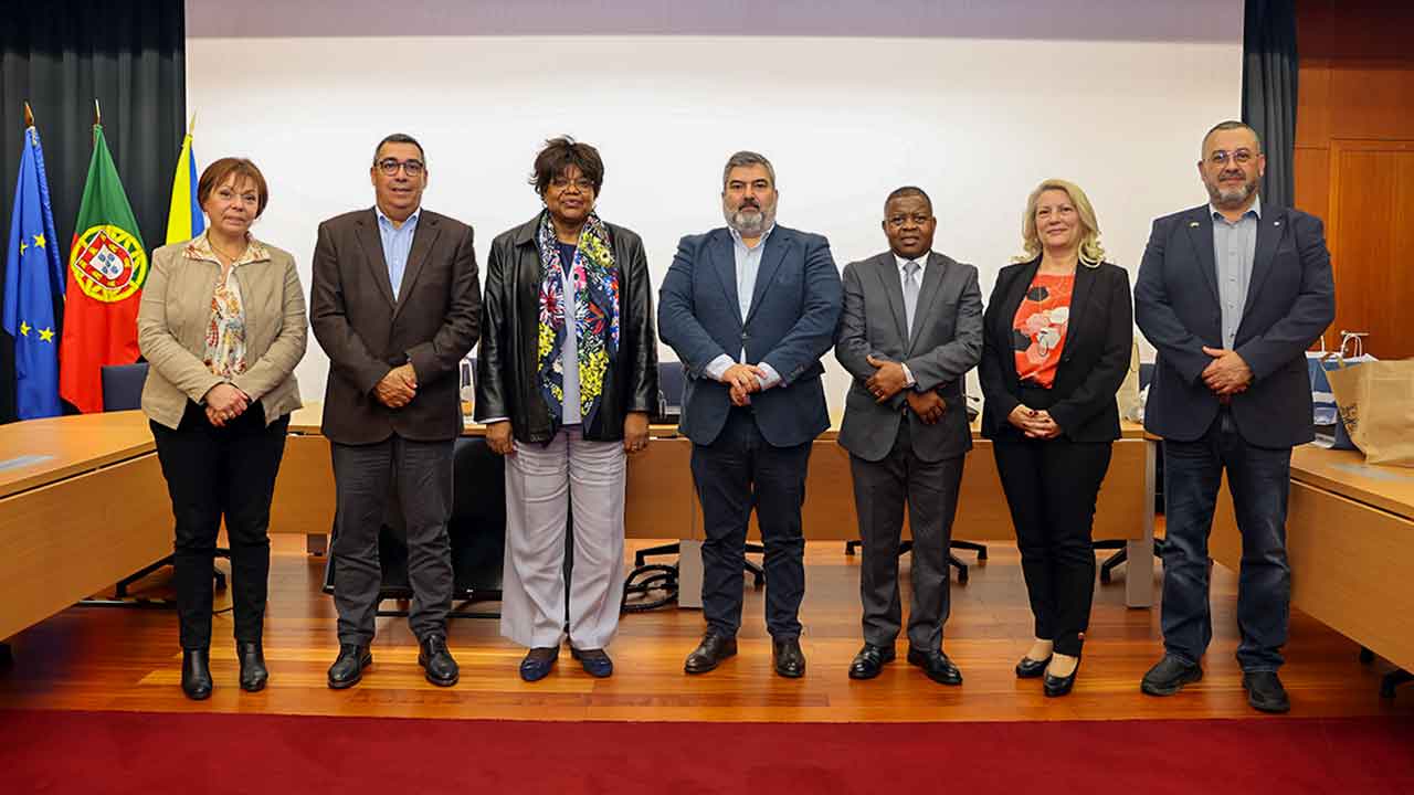 O município de Lagos recebeu a visita oficial da Embaixadora Vicência Brito, Cônsul Geral da República de Angola em Lisboa.