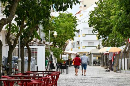 Município de Vila Real de Santo António (VRSA) lança projeto «Cuidar de quem Cuidou» para promover o envelhecimento ativo e saudável.