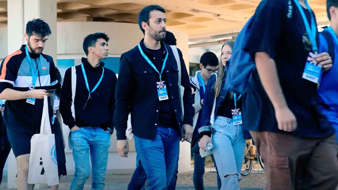 Os Dias Abertos da Universidade do Algarve (UAlg) regressam a 16 e 17 de abril, para os estudantes do 9.º ao 12.º ano, num programa de atividades diversificado e em diversas áreas de estudo.