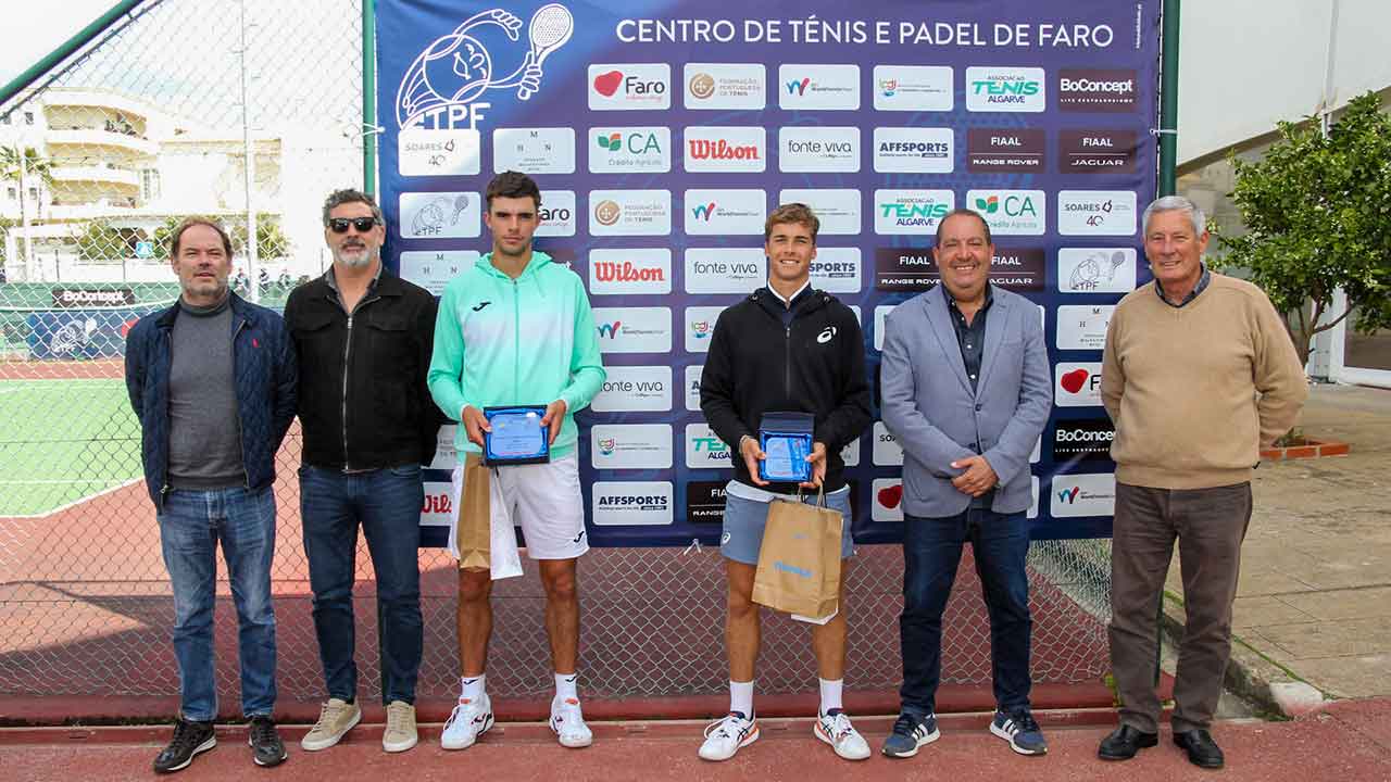 Jaime Faria vence o Faro Open e conquista o segundo título consecutivo no Algarve. Jovem português vive a melhor fase da carreira e vai continuar a subir no ranking.