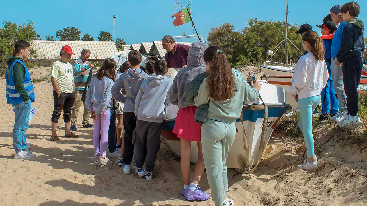A APALA dinamizou atividades e palestras de pesca para as crianças das Férias Ativas 2024 - Castro Marim.