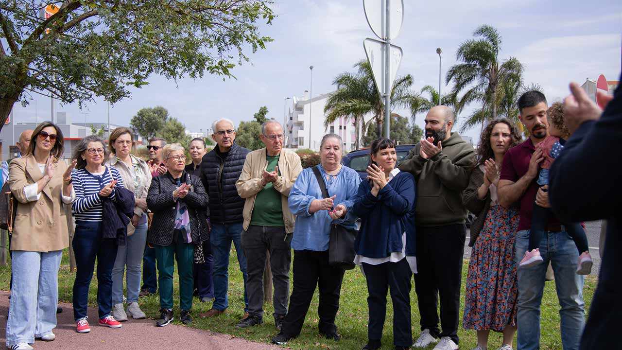 O município de Lagoa recordou Carlos Boto, numa cerimónia realizada junto ao Circuito de Manutenção e Corrida, com a colocação de dois totens com o seu nome.