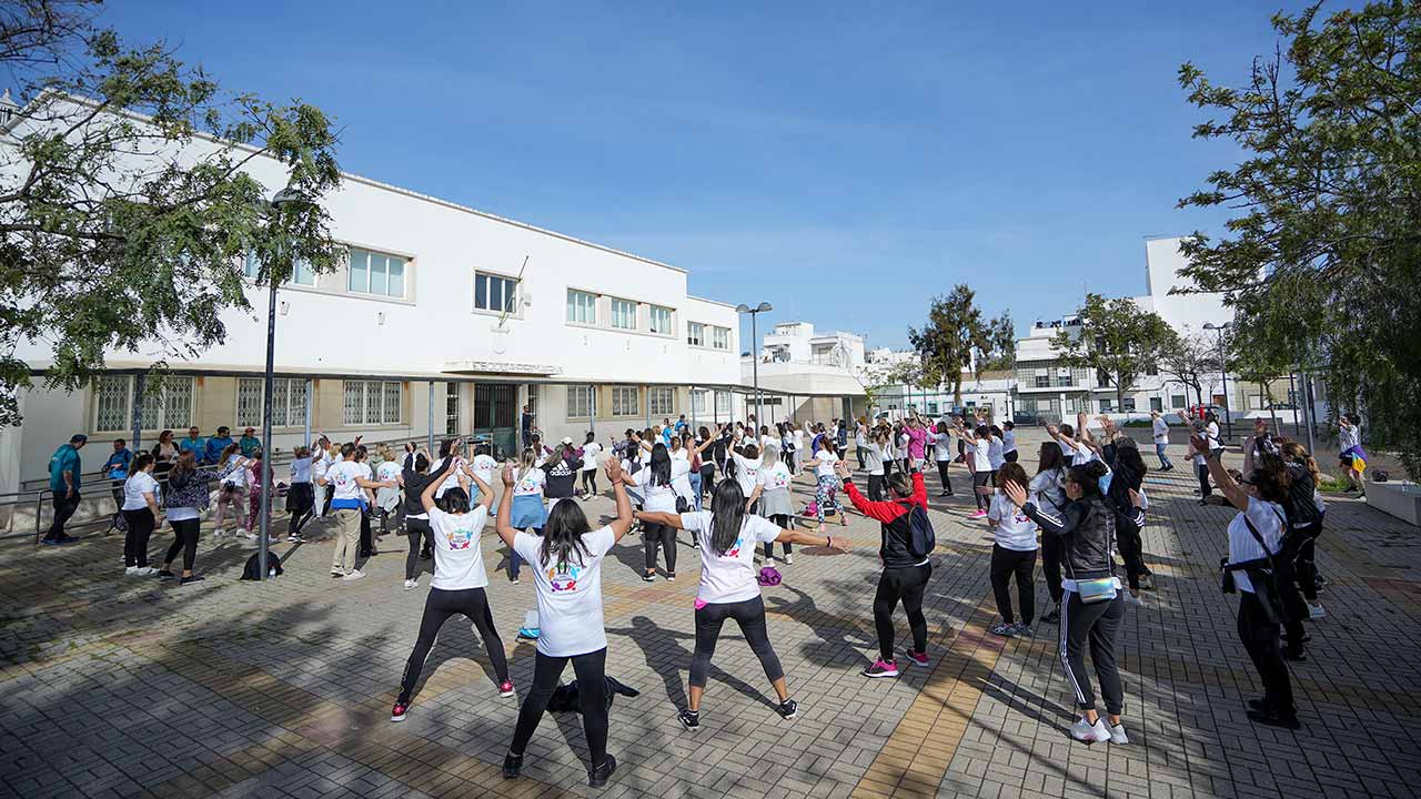 O 4.º Encontro «Unidos pela Educação» juntou mais de uma centena de funcionários não docentes das escolas do município de Olhão, durante dois dias, para atividades de team building.
