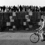 «Quando éramos só nós» é um livro de fotografia que mostra Olhão entre 1970 e 1990 pela objetiva do fotógrafo local Luís Torres.