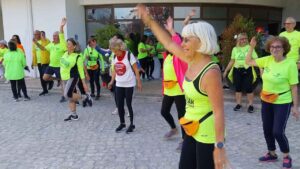 As comemorações do cinquentenário do 25 de Abril de 1974 em Albufeira juntaram para cima de um milhar de pessoas, informou hoje o município.