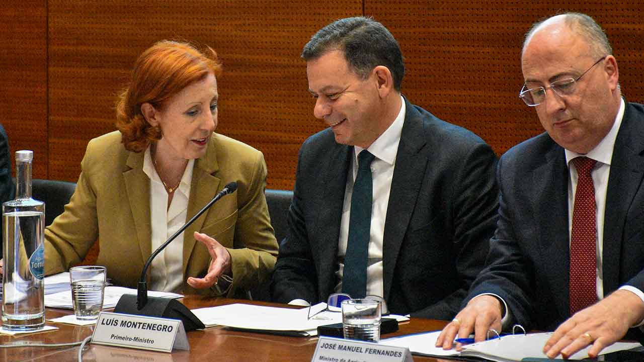 O primeiro-ministro anunciou hoje investimentos de 103 milhões de euros destinados à eficiência hídrica no Algarve.