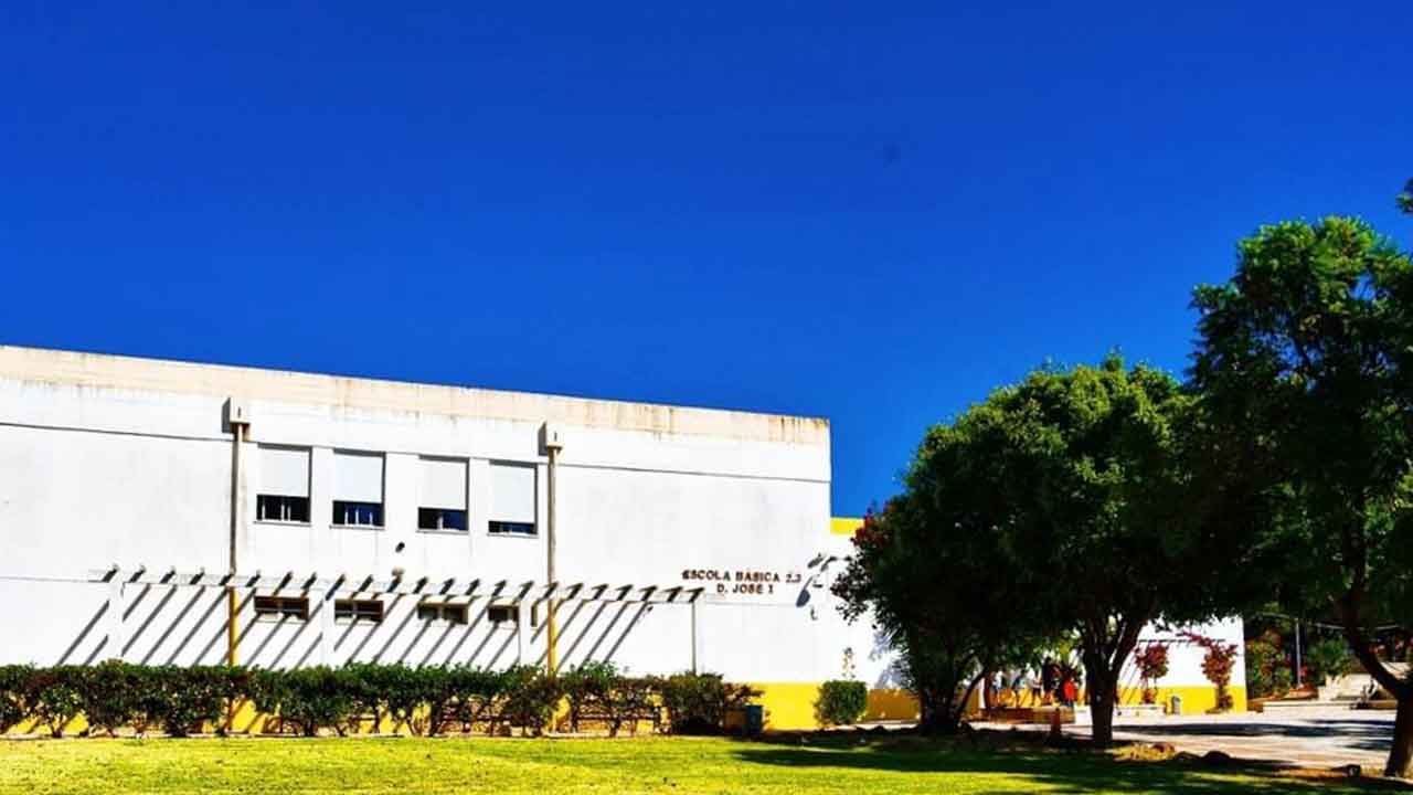 A Escola Básica D. José I, em Vila Real de Santo António (VRSA), recebe um apoio financeiro de 5.1 milhões de euros com vista à modernização e reabilitação global das infraestruturas e equipamentos.