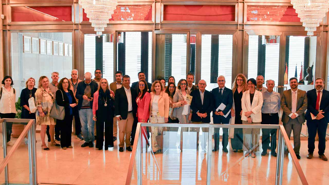 O município de Vila Real de Santo António (VRSA), na pessoa do seu presidente Álvaro Araújo, acaba de assumir a presidência da Eurocidade do Guadiana, sucedendo Francisco Amaral.