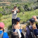 O município de Albufeira passou a ter um novo percurso pedestre, intitulado «PR5 ABF – Entre Aldeias», com partida em Paderne e integrado na Via Algarviana.