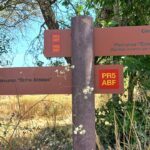 O município de Albufeira passou a ter um novo percurso pedestre, intitulado «PR5 ABF – Entre Aldeias», com partida em Paderne e integrado na Via Algarviana.