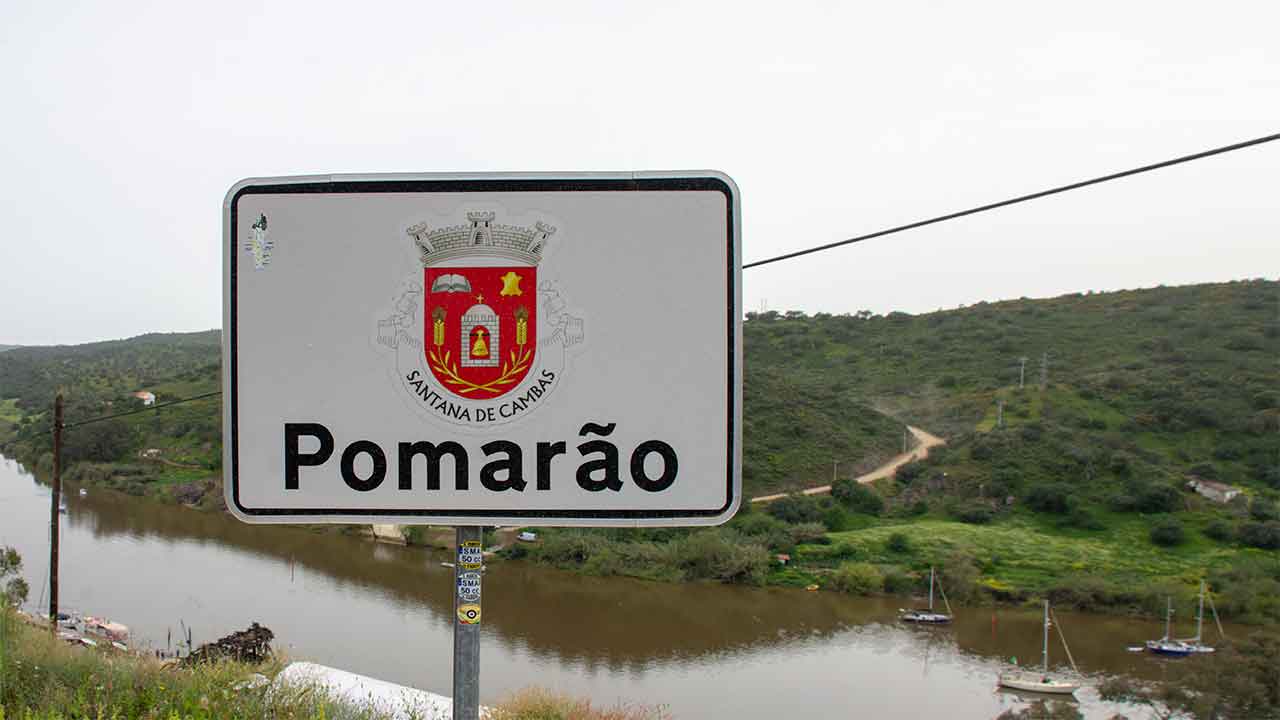 A associação ambientalista Zero manifestou-se hoje contra a construção de uma conduta no Pomarão para levar água do rio Guadiana até à albufeira de Odeleite, no Algarve, criticando o aumento da oferta de um recurso que considera ser escasso.