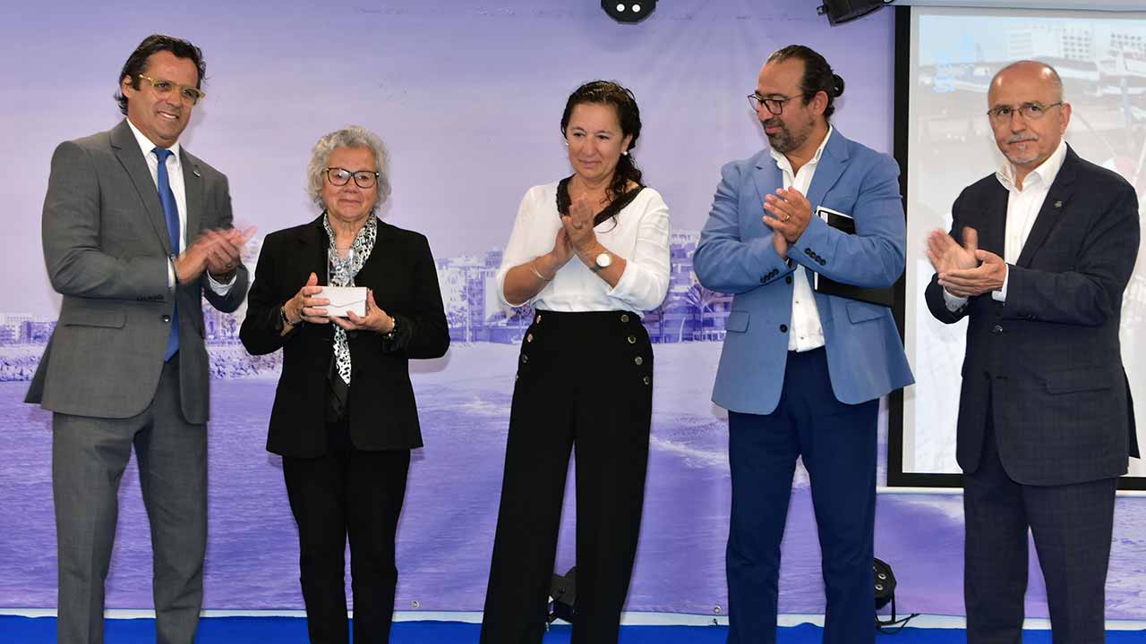 Uma homenagem a título póstumo a Filipe Morgado Viegas, antigo presidente da Junta de Freguesia, marcou a cerimónia comemorativa dos 25 anos de elevação de Quarteira a cidade, que teve lugar na segunda-feira, dia 13 de maio.