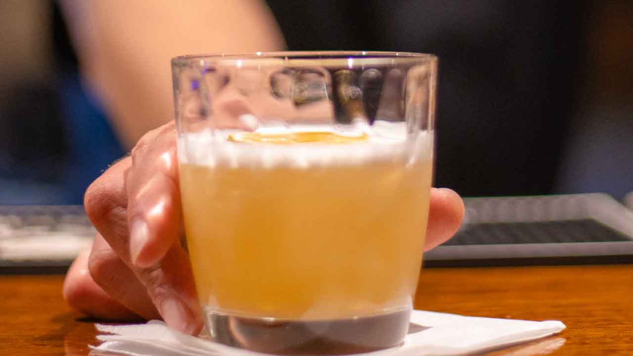 O novo menu cocktail do Figueiral, restaurante familiar com quase 40 anos de história, em Almancil, inclui uma variedade de novas opções.