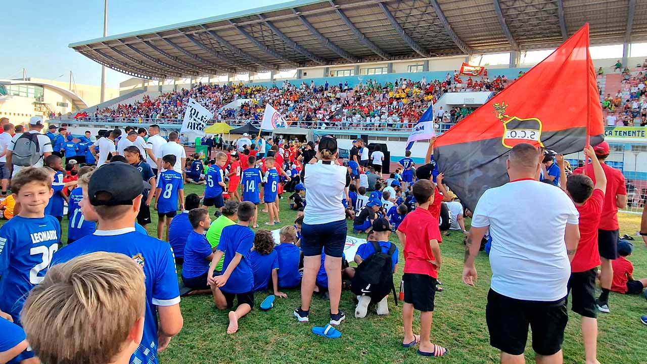 «A Copa do Guadiana» volta a juntar milhares de atletas em VRSA, desta vez na «maior edição de sempre», com 288 equipas de futebol divididas em oito escalões.