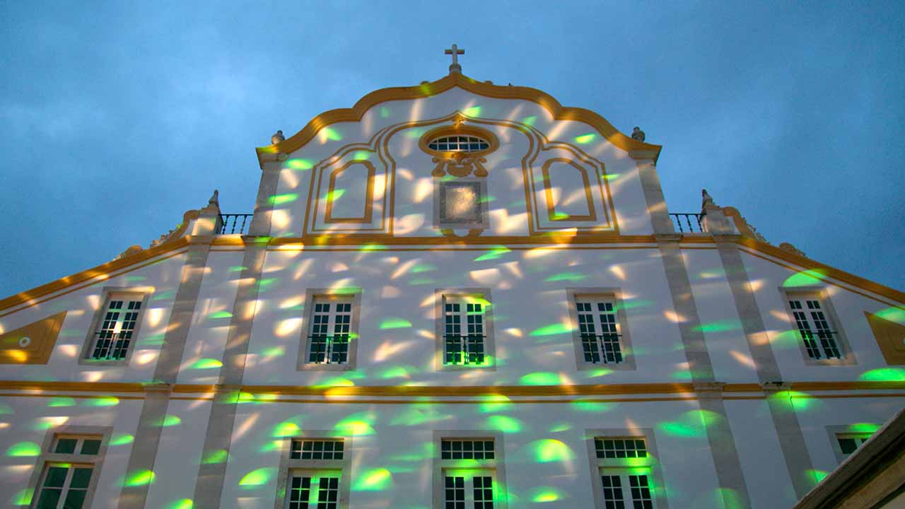 A programação do Centenário do município de Portimão prossegue em julho com destaque para circo acrobático, concertos, literatura e a estreia do Festival Noitada.