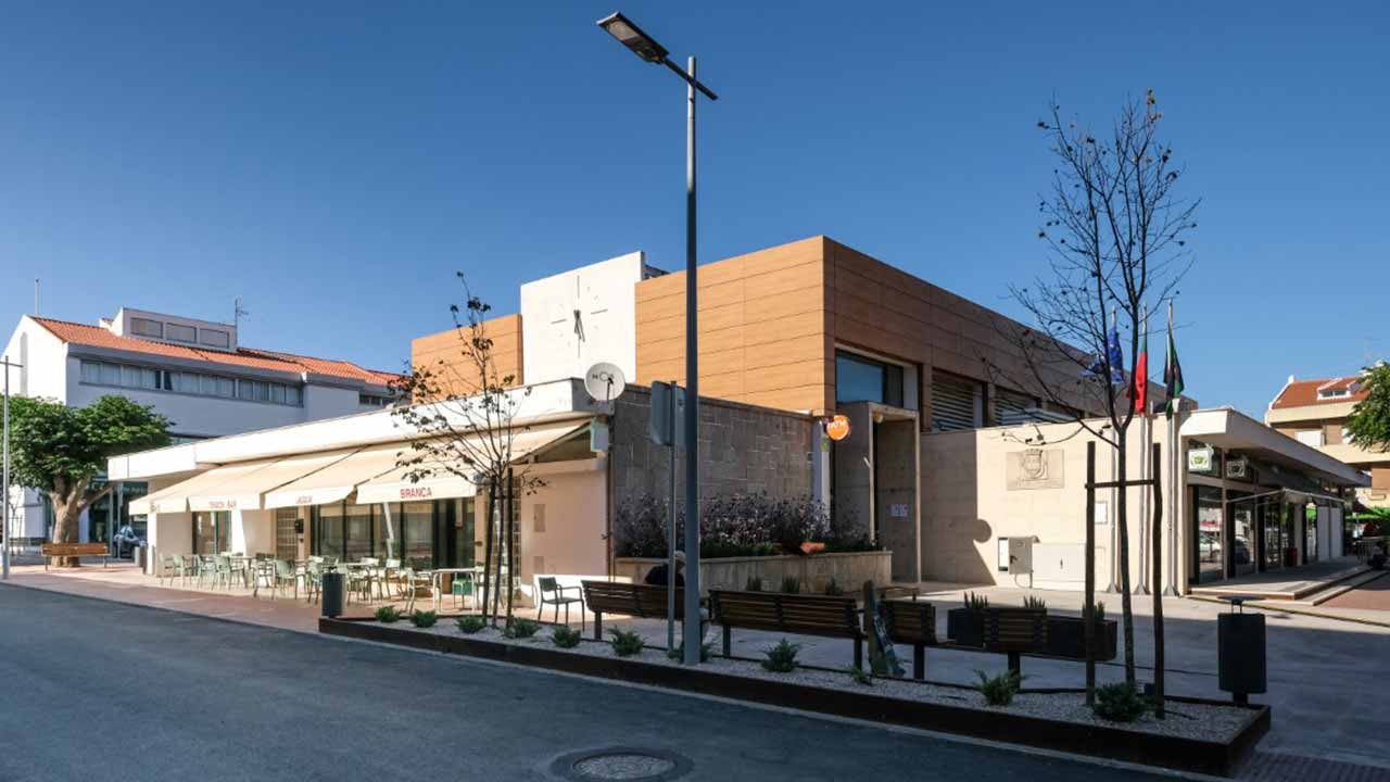 A Noite Prata ficou marcada pela inauguração da 1.ª fase de Requalificação do Centro Urbano da Vila de São Brás de Alportel, num investimento superior a meio milhão de euros.