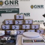 A Guarda Nacional Republicana (GNR) apreendeu mais de 32 mil doses de droga e deteve seis pessoas durante uma operação de combate ao tráfico que decorreu na segunda-feira, dia 17 de junho, em Loulé, Tavira e Faro.
