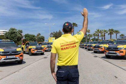 As praias de Portugal vão estar mais seguras na época balnear de 2024 com a entrega de 30 viaturas «Volkswagen Amarok» ao Instituto de Socorros a Náufragos (ISN).