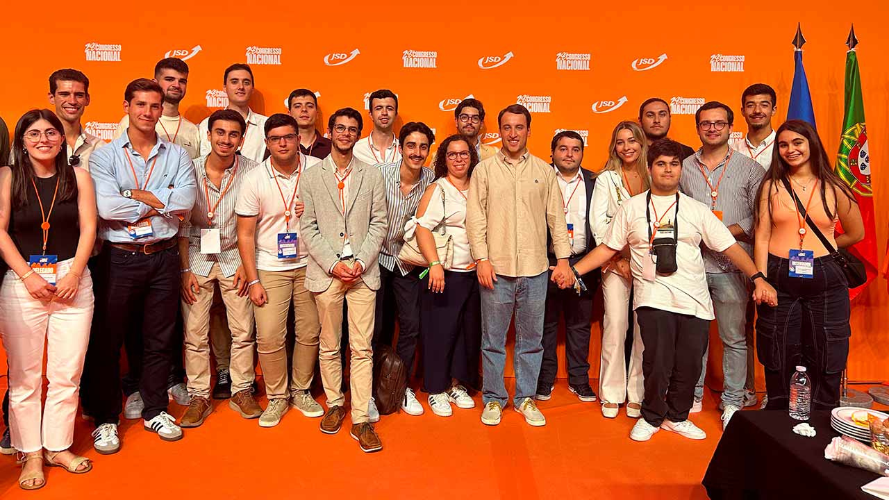 Com 32 elementos, a JSD Algarve marcou presença no 28.º Congresso Nacional da Juventude Nacional Democrata (JSD), onde foram eleitos os novos órgãos nacionais e militantes honorários.