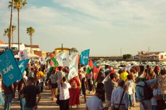 A ação de luta «Pela Paz na Palestina», organizada pela União dos Sindicatos do Algarve, juntou mais de 200 pessoas em Faro, numa expressão de solidariedade para com o povo palestiniano.