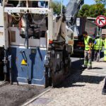 Com o objetivo de corrigir o estado de degradação de muitas estradas, a autarquia de VRSA está a investir mais de 1,5 milhões de euros no «Pavimenta VRSA».