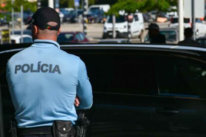 Polícias ameaçam avançar de «forma expressiva e dinâmica» para protestos se o governo «não mostrar um sinal claro e de boa-fé» nas negociações do subsídio de risco.