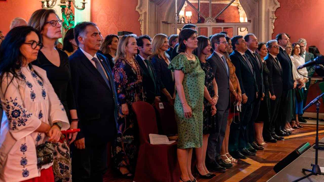 A Junta de Andaluzia, com a participação das autoridades portuguesas, formalizou um pedido de reunião com o governo espanhol para que se desbloqueie o impasse atual na construção da Ponte Alcoutim - Sanlúcar de Guadiana.