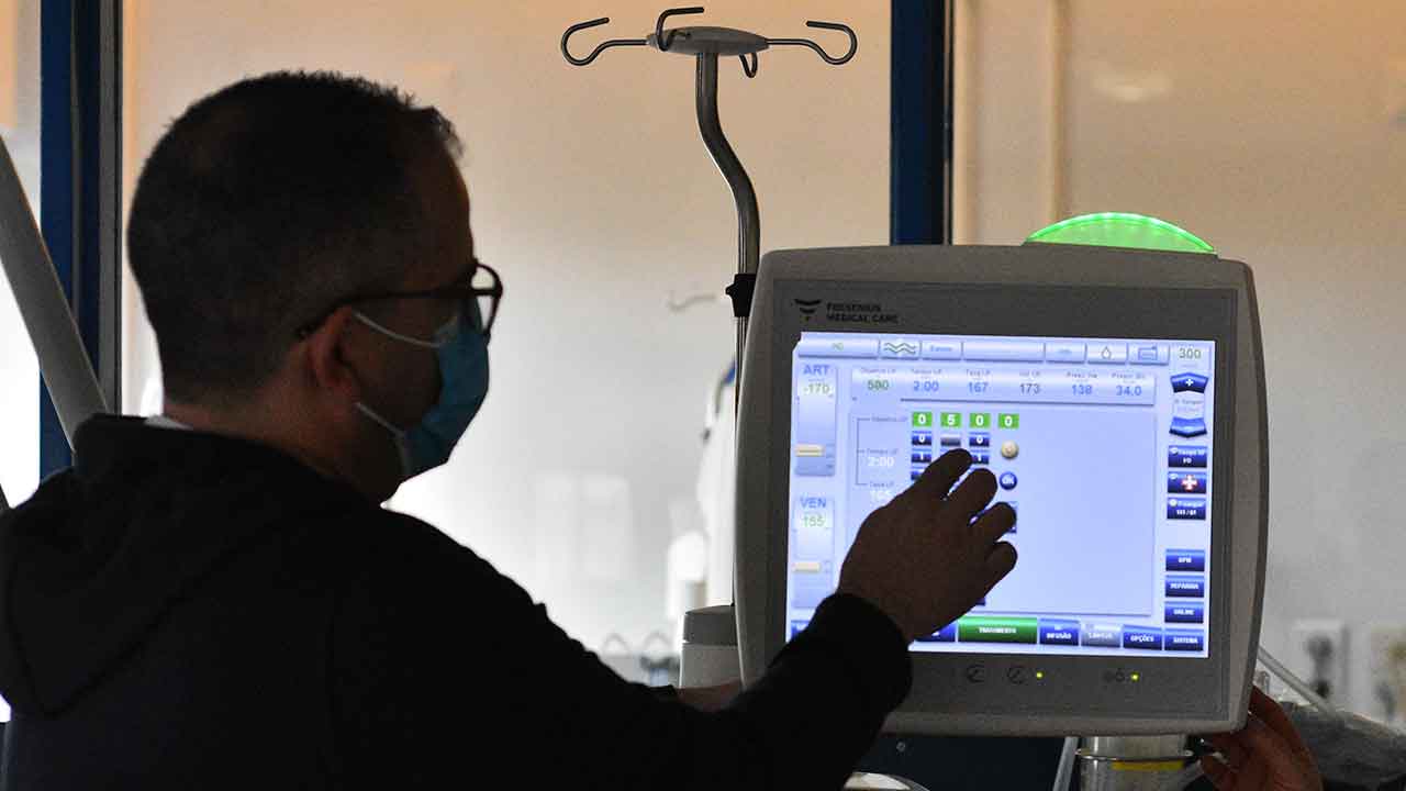 A sustentabilidade do Serviço Nacional de Saúde (SNS)atingiu o nível mais baixo da última década, uma queda explicada pelo aumento da despesa, que não foi acompanhada por igual aumento da atividade, segundo um estudo que será apresentado hoje.