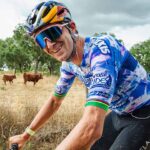 Foi hoje batido um novo recorde do mundo em BTT com Tiago Ferreira a cumprir a maior distância de sempre em 24 horas, entre Oliveira de Azeméis e Sagres, tendo pedalado um total de 581.23 quilómetros.