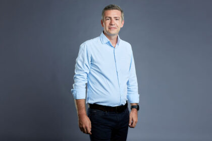 O presidente da Região de Turismo do Algarve enaltece «aumento significativo de receitas» na hotelaria, restauração e comércio.