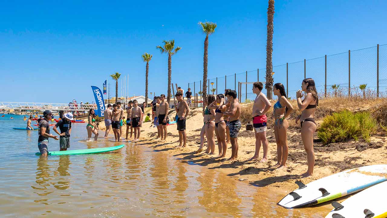 São mais de 300 os jovens provenientes de todo o país e de diversos países que se encontram a frequentar os Cursos de Verão da UAlg com o objetivo de conhecerem a sua oferta formativa.