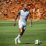 O Farense goleou hoje por 4-0 o Moncarapachense, do Campeonato de Portugal, em jogo particular disputado na academia do emblema da I Liga de futebol, em São Brás de Alportel.