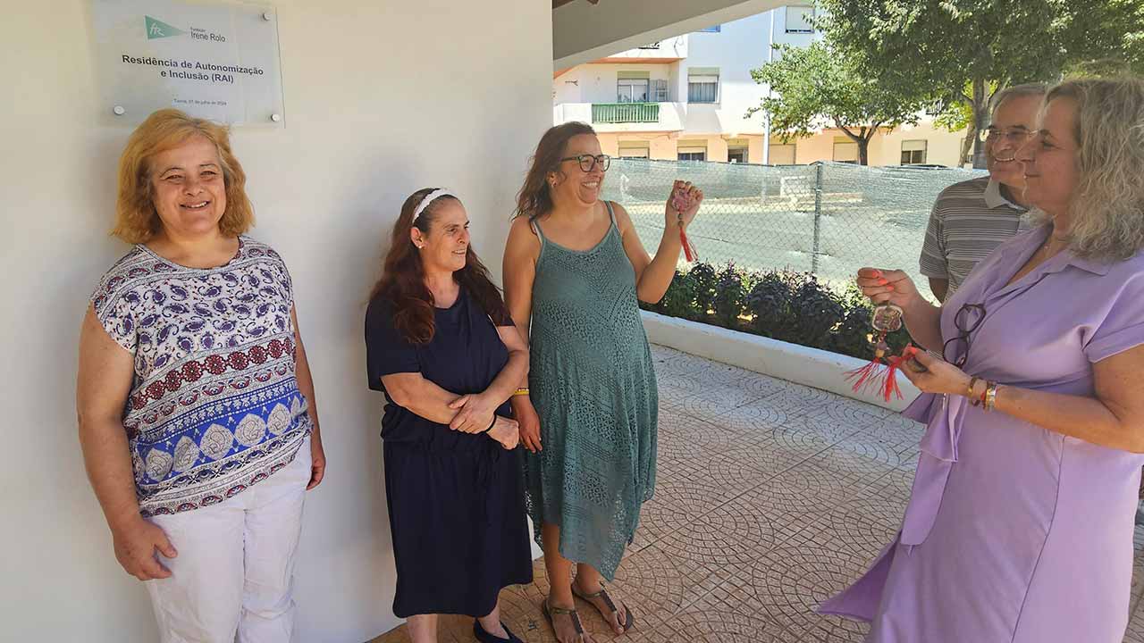 Destinada a pessoas com deficiência, acaba de inaugurar a nova resposta social da Fundação Irene Rolo, Residência de Autonomização e Inclusão.