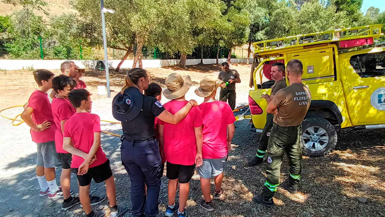 Foram 56 os jovens, divididos em oito Brigadas, que estiveram, durante os últimos dois meses, envolvidos na vigilância florestal do concelho de Loulé.