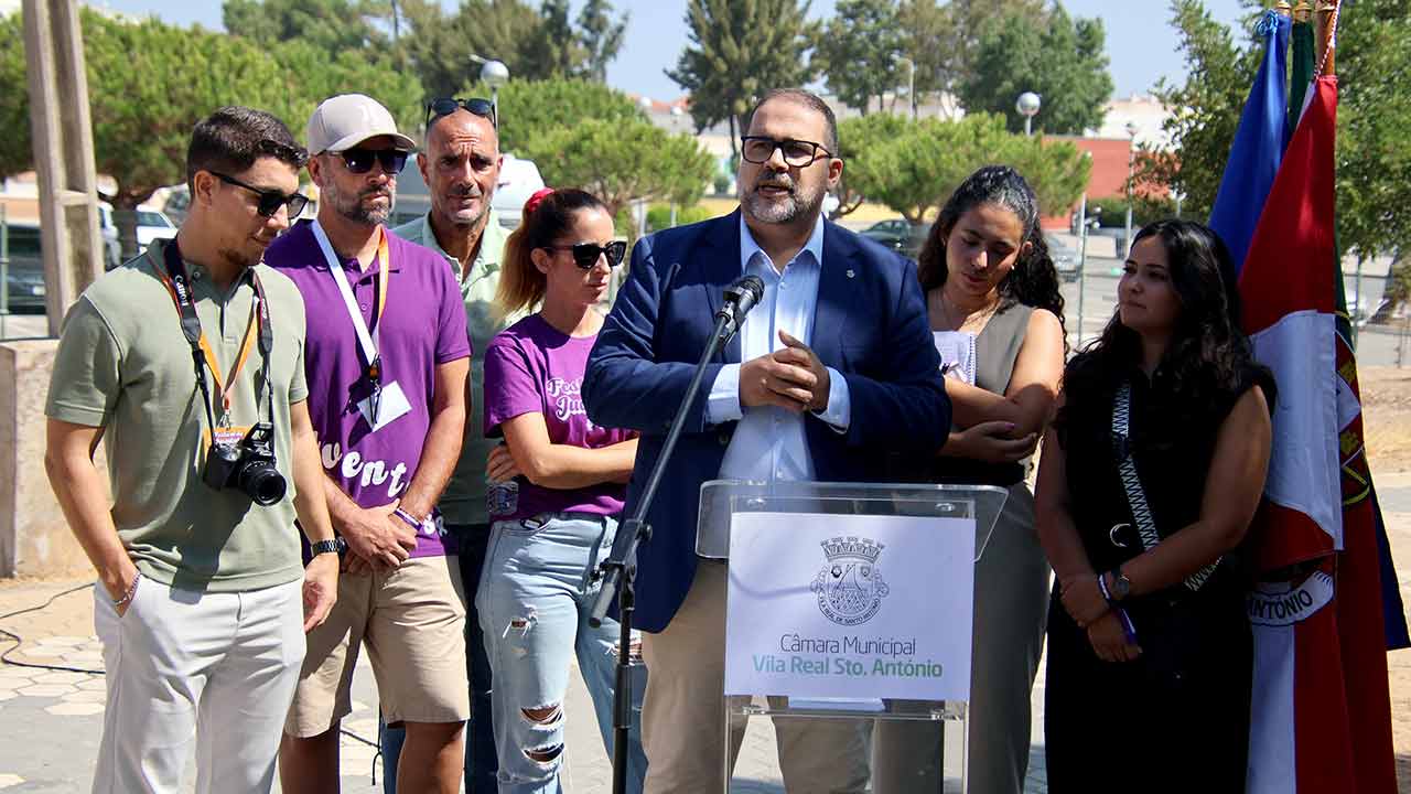 A Câmara Municipal de Vila Real de Santo António (VRSA) lançou a primeira pedra do novo Skate Park de Vila Real de Santo António, no Dia Internacional da Juventude, celebrado na segunda-feira, 12 de agosto.