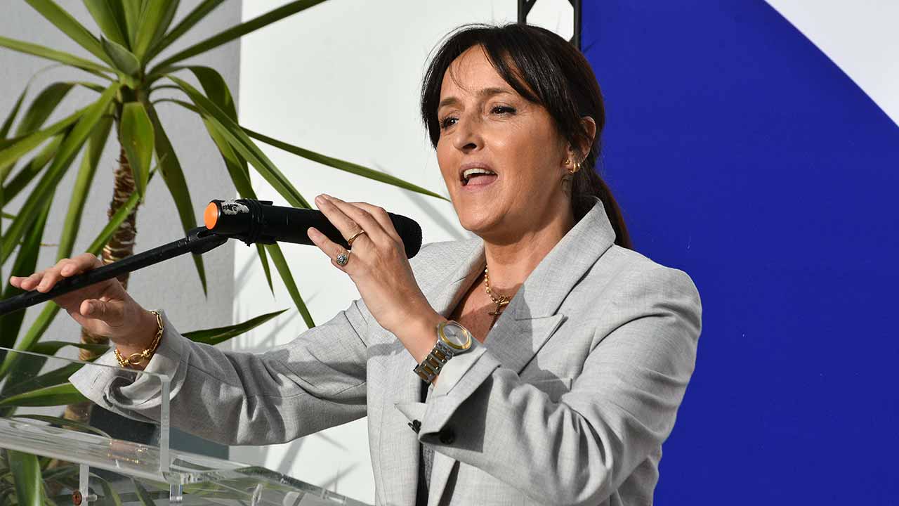 Nova sede da Associação Algarvia de Pais e Amigos de Cidadãos Deficientes Mentais (AAPACDM) inaugurou no Dia do Município de Faro e começa em breve a receber os utentes.