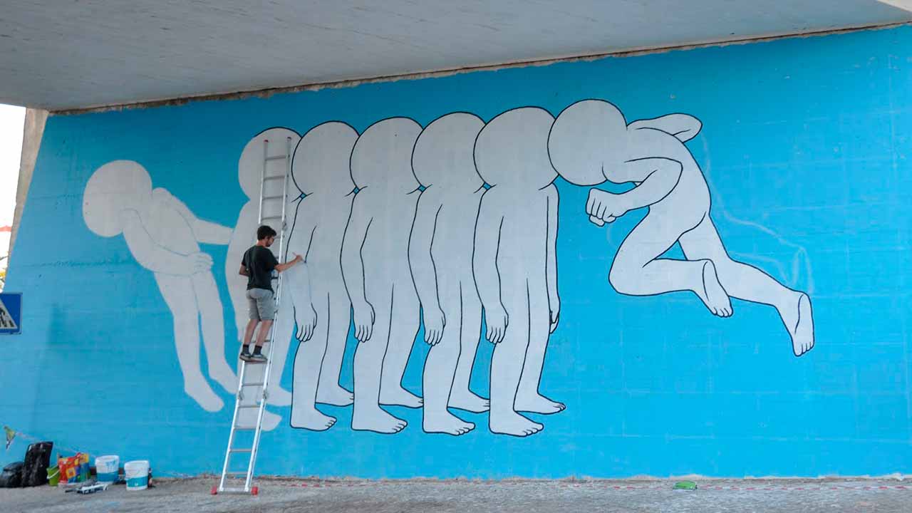 O projeto de arte urbana ARTURb arranca hoje em Lagos e estende-se até ao dia 26 de novembro com trabalhos criados por artistas portugueses e internacionais.