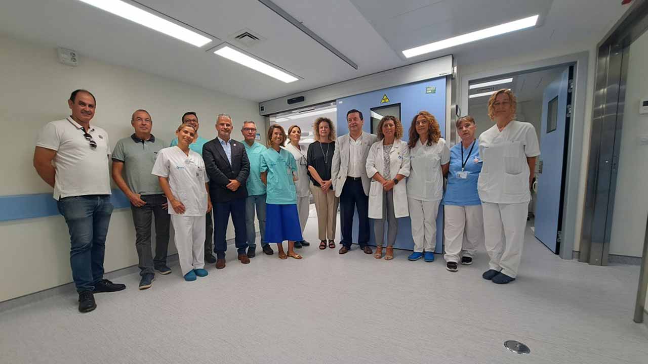 Num investimento de 380 mil euros, a Unidade Local de Saúde do Algarve renovou o Serviço de Estomatologia com uma nova sala de cirurgia e três novos consultórios.
