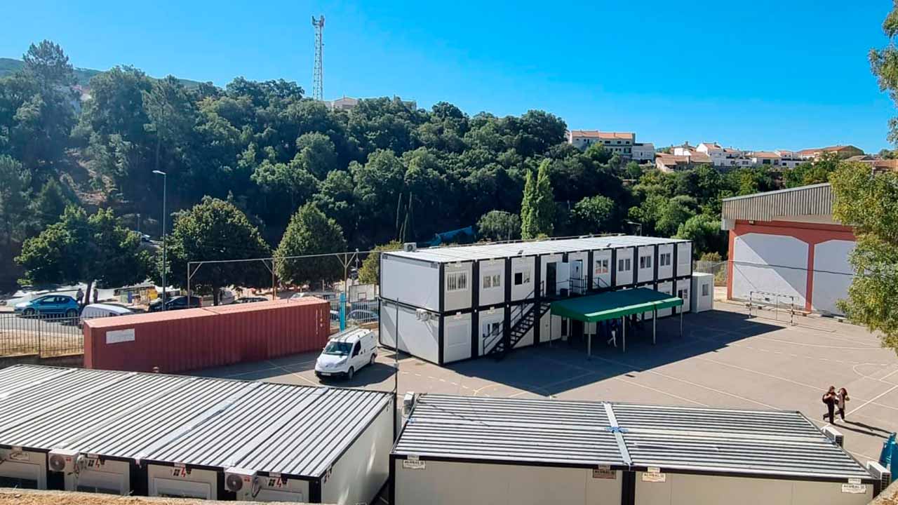 O ano letivo 2024/2025 arrancou em Monchique com a entrega de cadernos de atividades a todos os alunos e o investimento na requalificação de edifícios escolares.