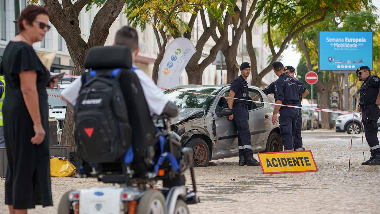 No âmbito da Semana Europeia da Mobilidade, alunos do 4.º ano de Olhão aprenderam sobre mobilidade e segurança rodoviária através de várias iniciativas.