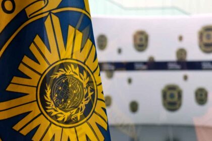 Um homem sobre quem pendia um mandado de detenção por violação de uma adolescente nos Açores foi detido no Algarve.
