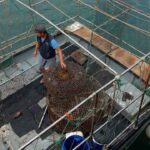 A Marina de Albufeira juntou uma centena de voluntários no programa «Vamos Limpar Terra e Mar», onde se recolheram 500 kg de resíduos na operação de limpeza subaquática e terrestre.