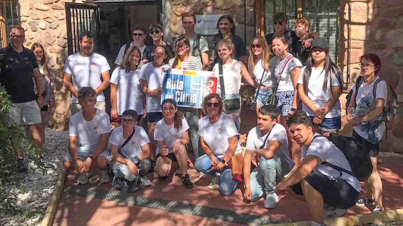 O projeto VIRAL do Erasmus+ promoveu uma viagem a La Vall d'Uixó, em Espanha, a vários alunos da Escola Profissional de Alte.