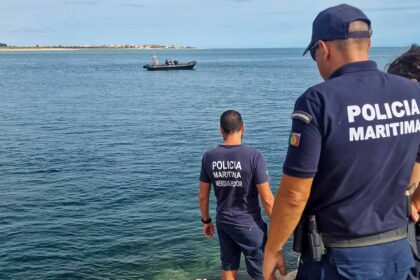 As buscas por uma mulher que está desaparecida no rio Guadiana, na zona de Vila Real de Santo António (VRSA), foram retomadas hoje de manhã.
