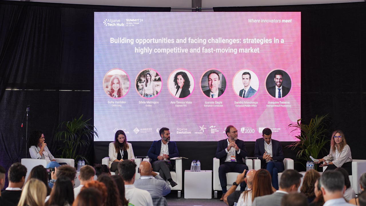 A Algarve Tech Hub Summit 2024 deu o pontapé de saída junto à Praia do Inatel, em Albufeira, reunindo centenas de participantes naquele que é o maior evento tecnológico da região, na quarta-feira, dia 23 de outubro.