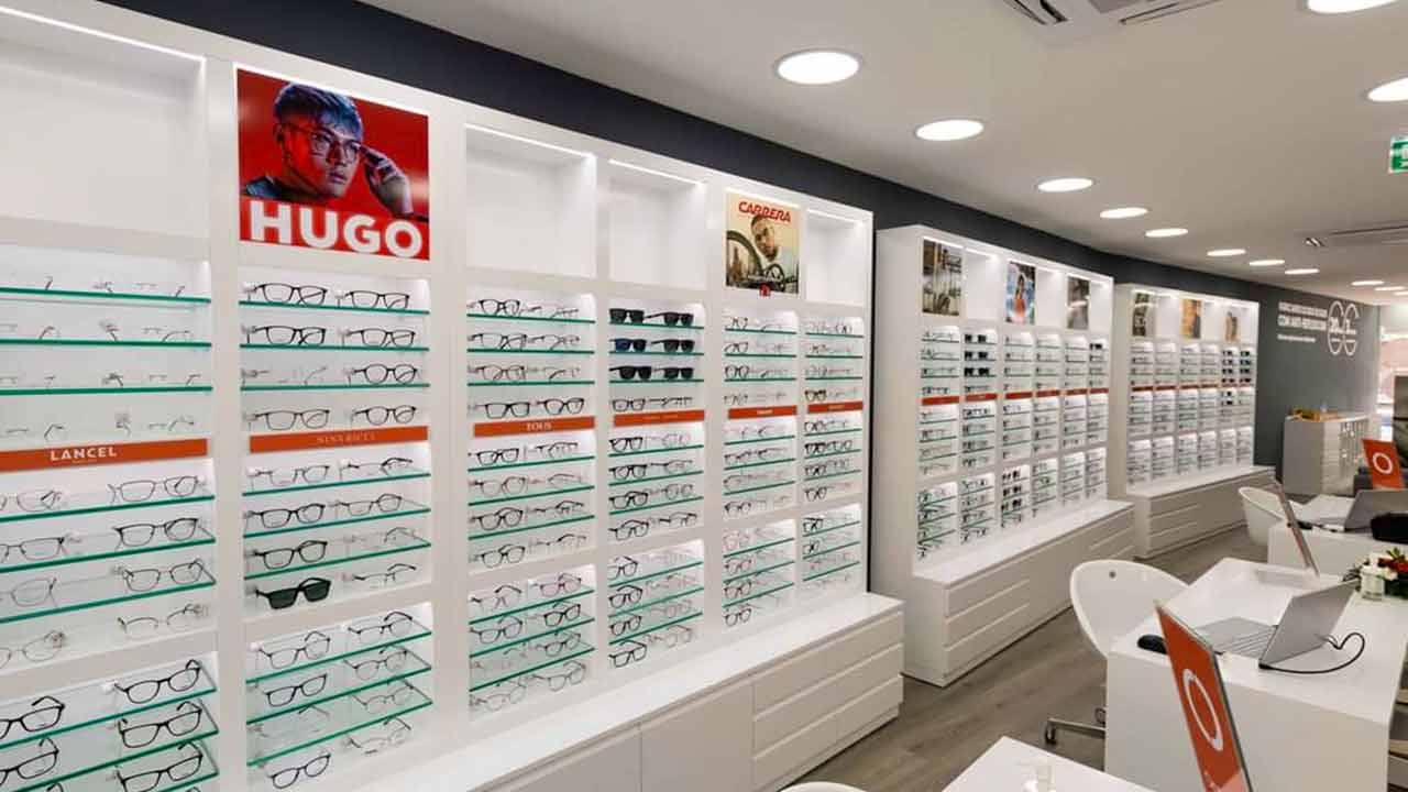 A Opticenter inaugura a nova loja situada no Centro Comercial Tavira Plaza – Loja 3.11A,, na terça-feira, dia 15 de outubro, às 10h00.